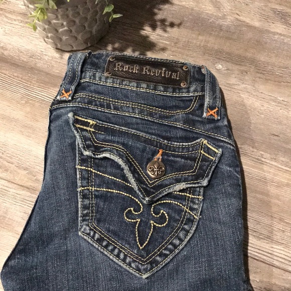 Rock Revival Chrissie Jeans - Picture 2 of 8